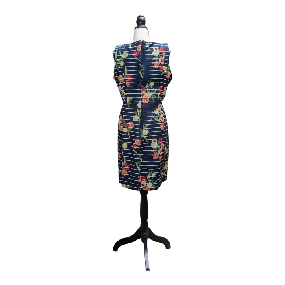 Floral Striped Sleeveless Dress - Picture 4 of 9